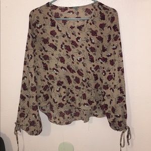 Charlotte Russe flowey crop top